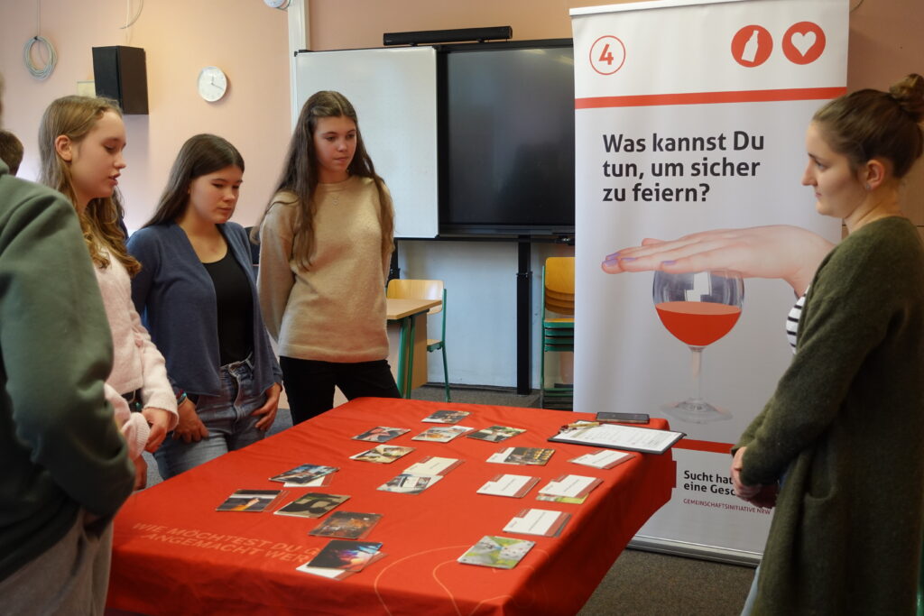 Prävention mit dem Alk-Mobil 2 Prävention mit dem Alk-Mobil